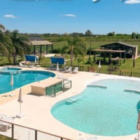 Iguape Aparts & Spa Colón エクステリア 写真